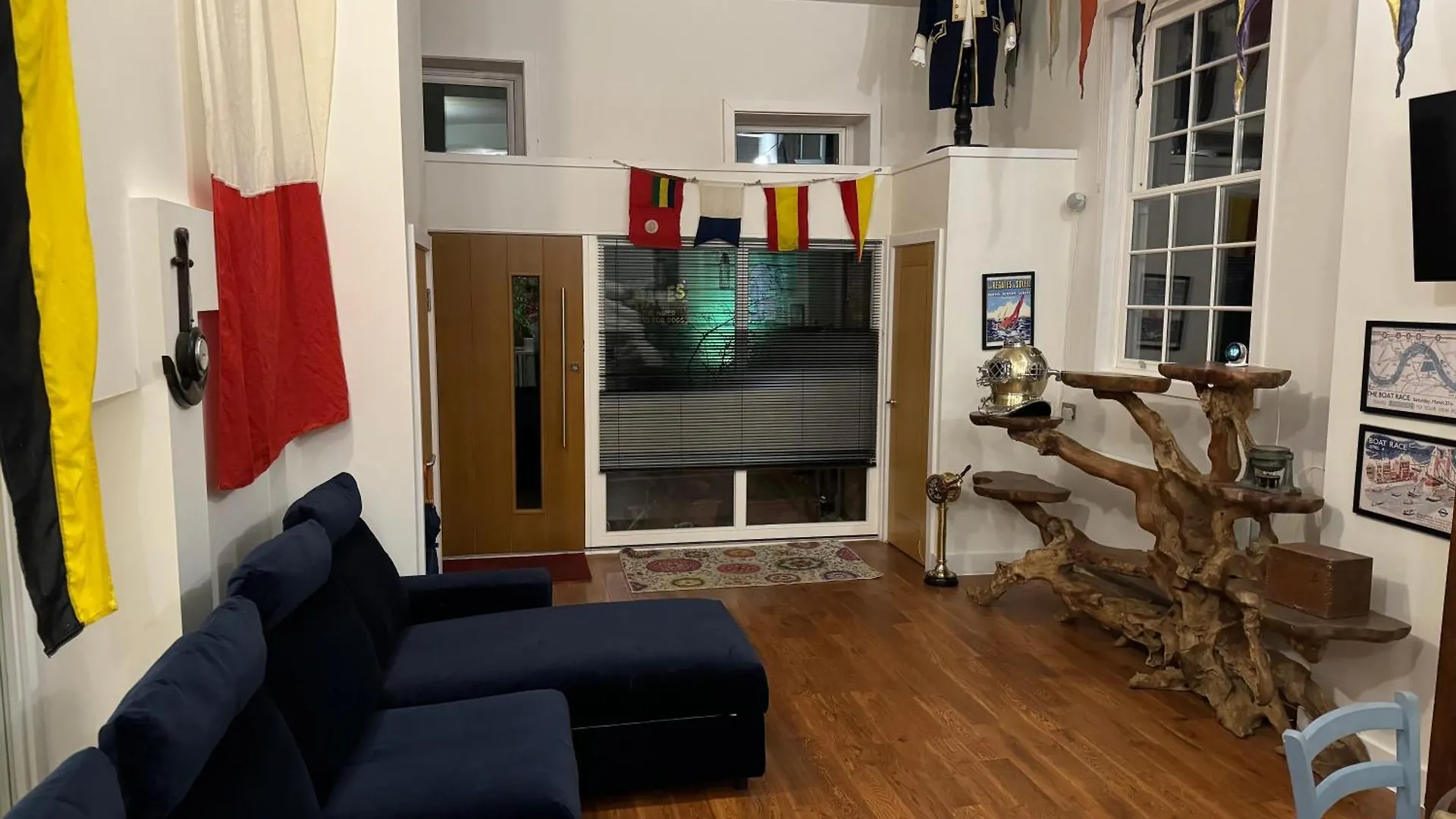 Eel Pie Boathouse Apartment Twickenham