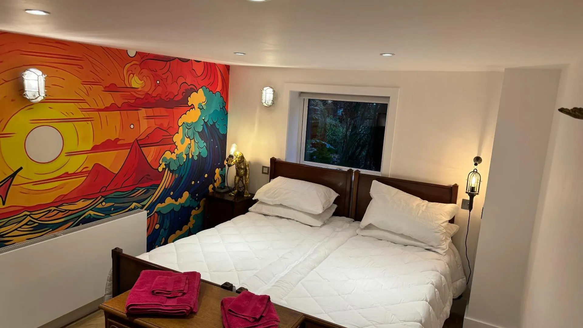 Eel Pie Boathouse Apartment Twickenham United Kingdom