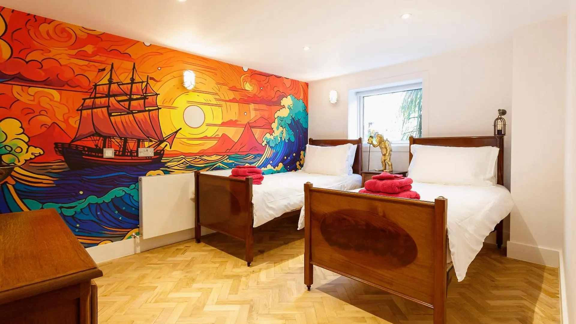 Eel Pie Boathouse Apartment Twickenham United Kingdom