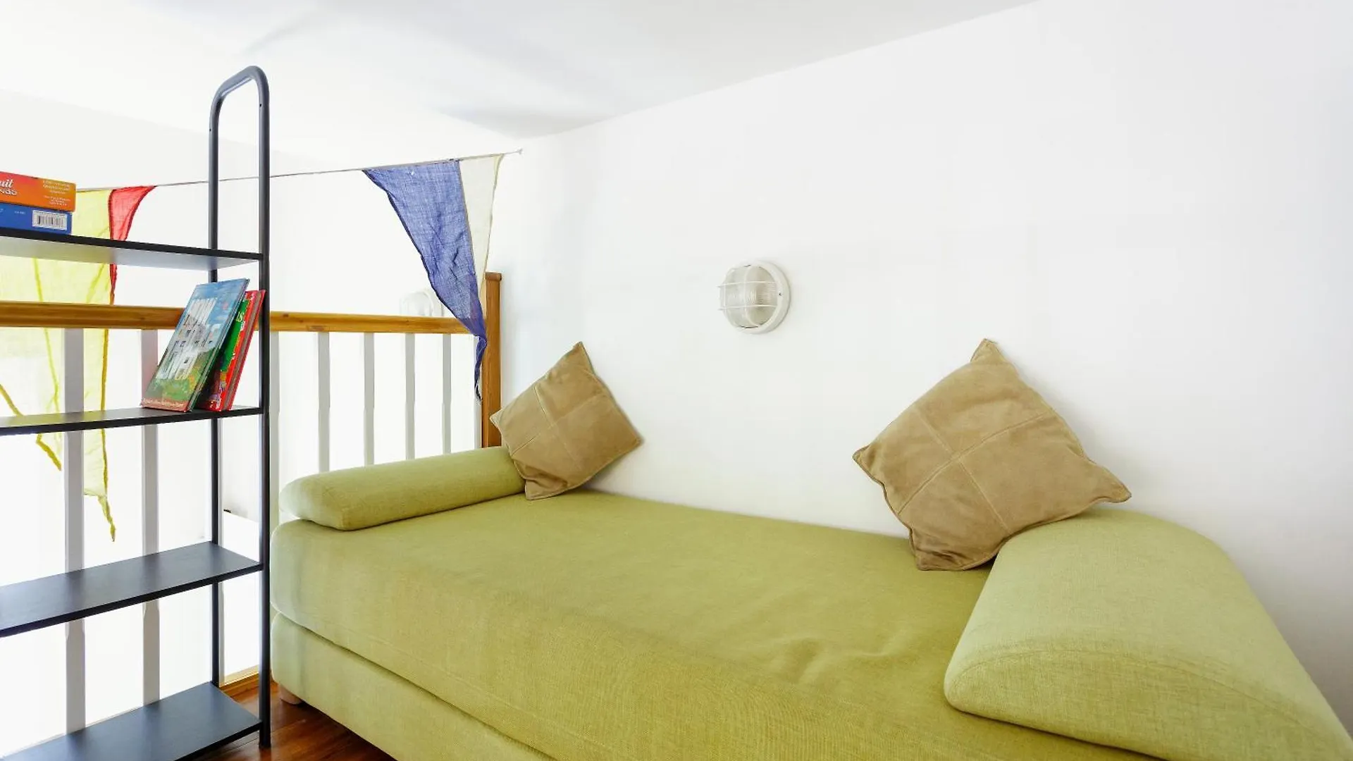 Eel Pie Boathouse Apartment Twickenham