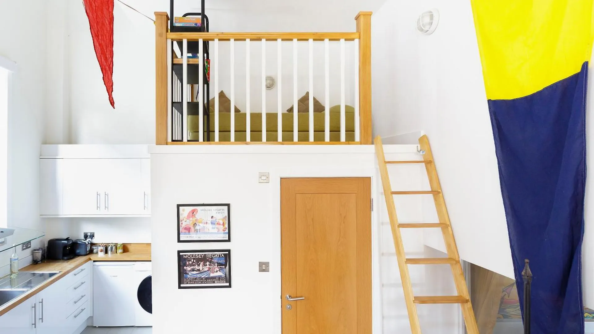 Eel Pie Boathouse Apartment Twickenham 0*,