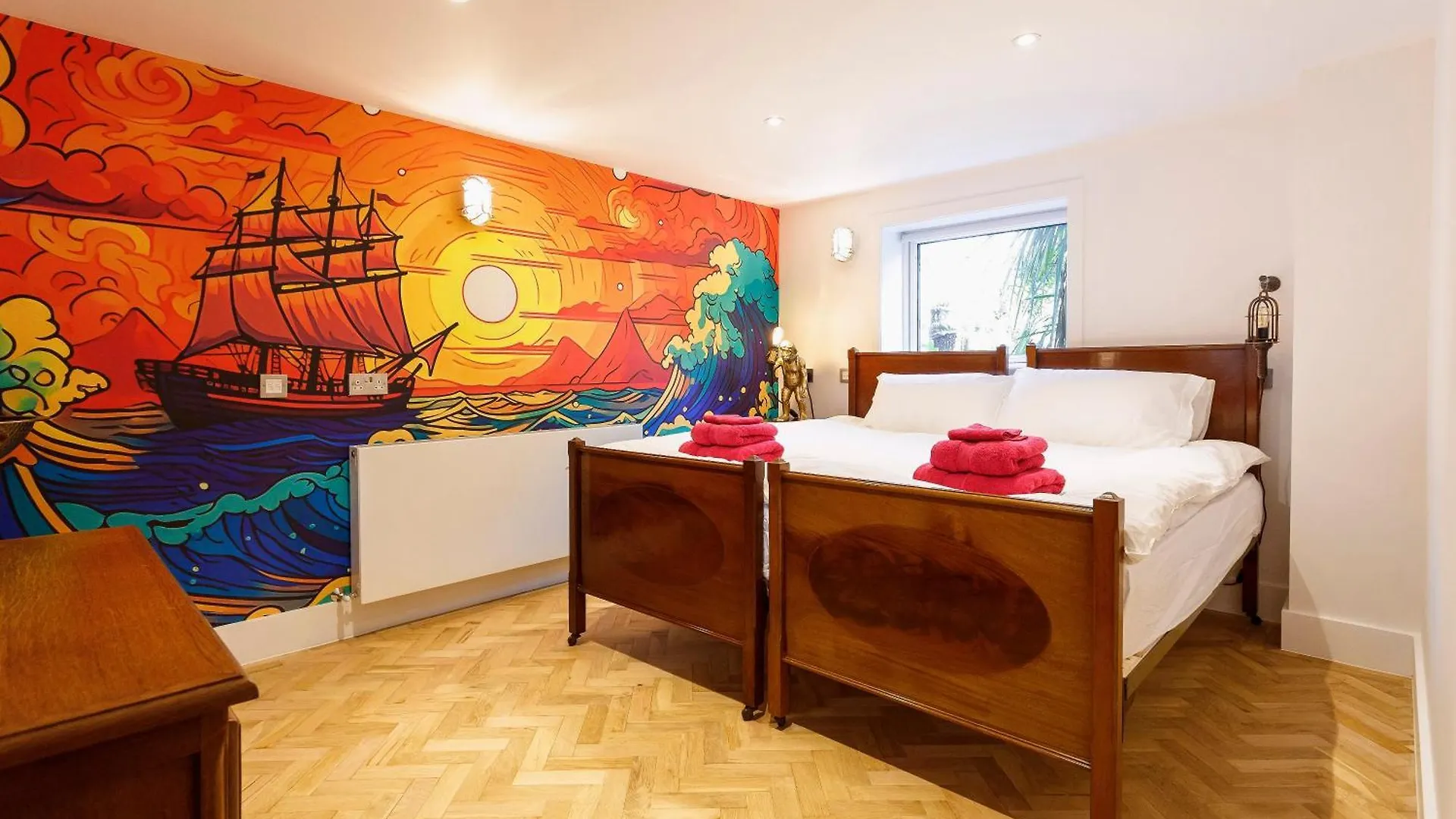 Eel Pie Boathouse Apartment Twickenham 0*,  United Kingdom