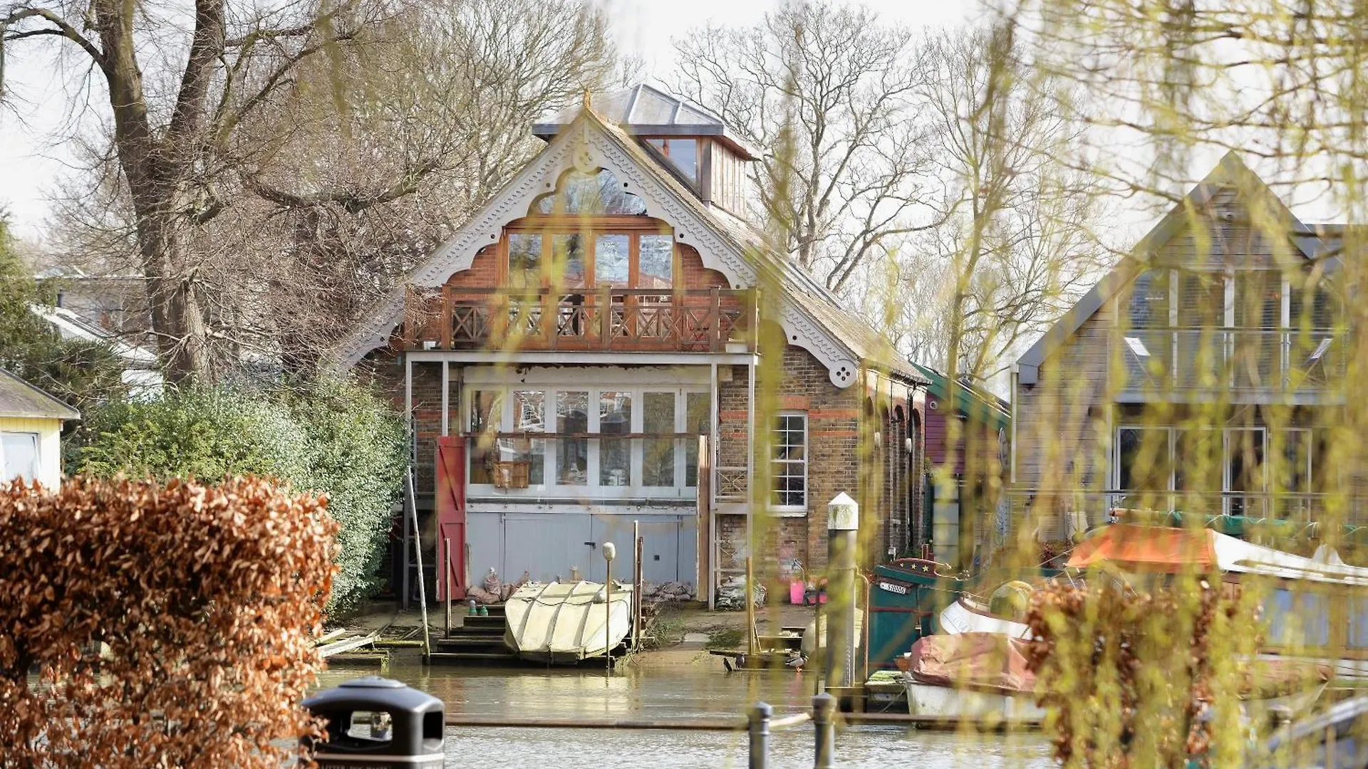 Eel Pie Boathouse Apartment Twickenham 0*,  United Kingdom